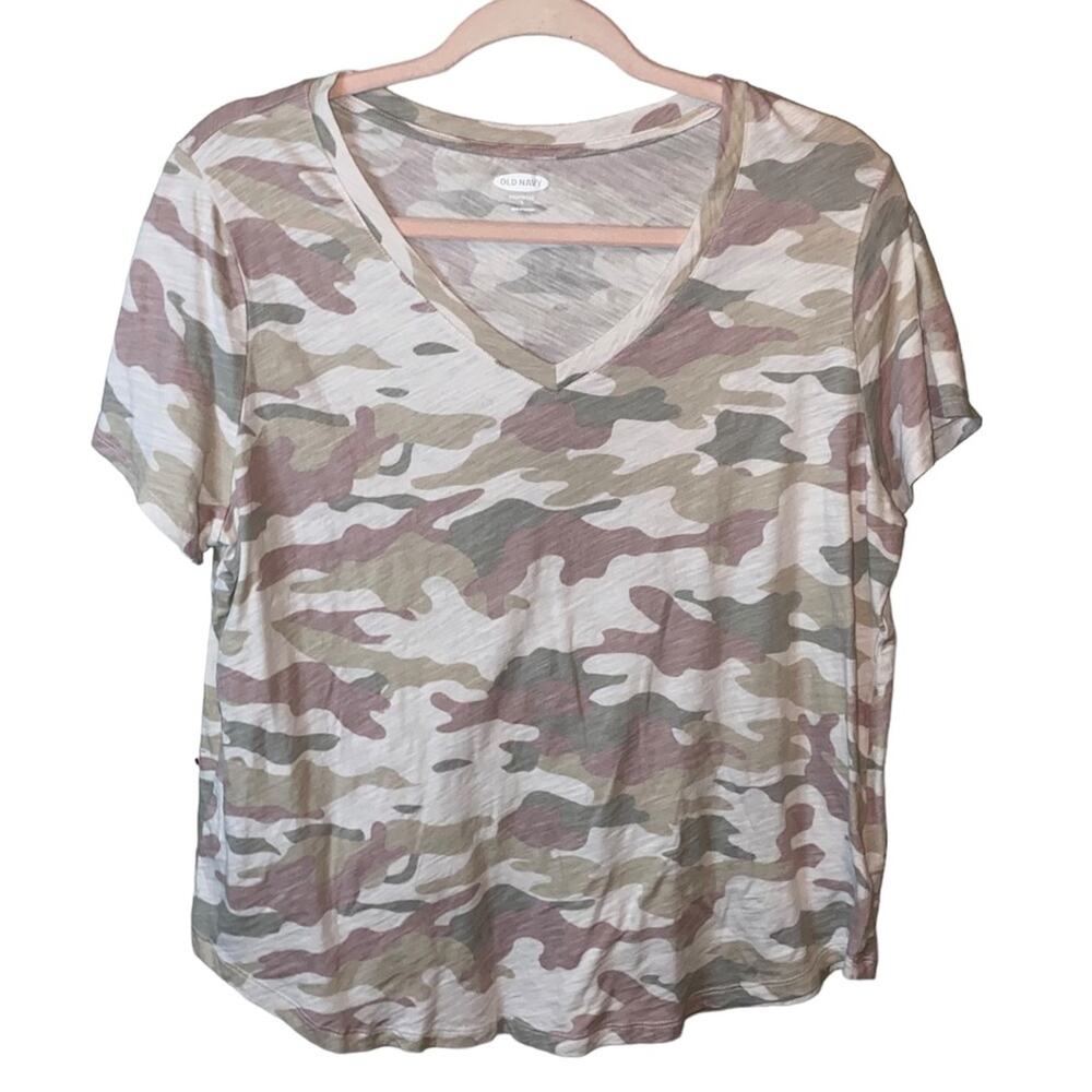 Old Navy Pink Camo Tee Large V Neck Soft Casual T Shirt Camouflage Top